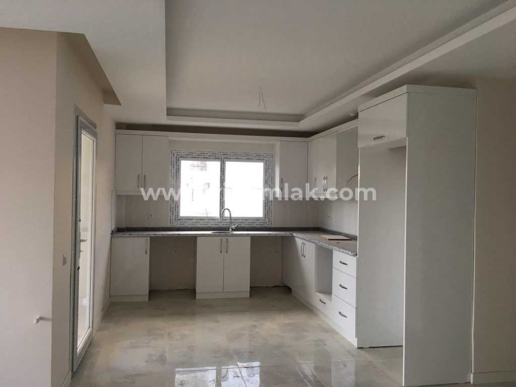 Arpaçbahşiş havuzlu site içerisinde sıfır binada satılık 3+1