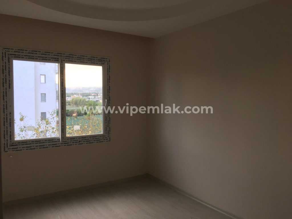 Arpaçbahşiş havuzlu site içerisinde sıfır binada satılık 3+1