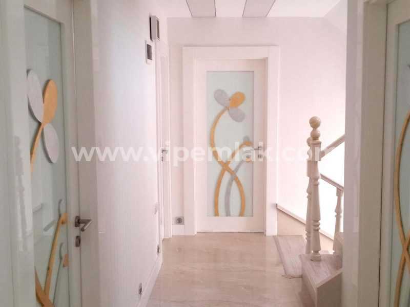 ERDEMLİ ALACAÖREN VİLLARINDA ULTRA LUX SATILIK TRİPLEX