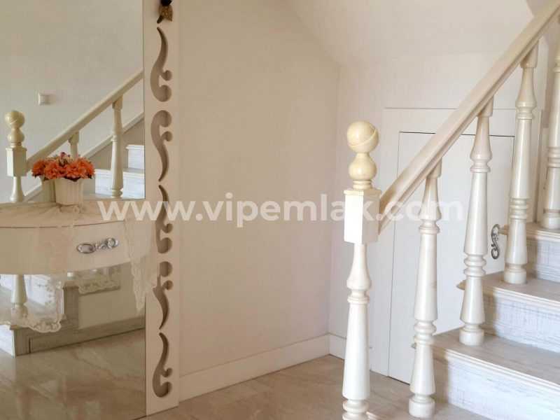 ERDEMLİ ALACAÖREN VİLLARINDA ULTRA LUX SATILIK TRİPLEX