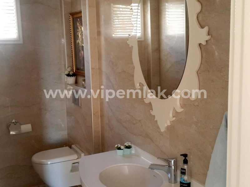 ERDEMLİ ALACAÖREN VİLLARINDA ULTRA LUX SATILIK TRİPLEX