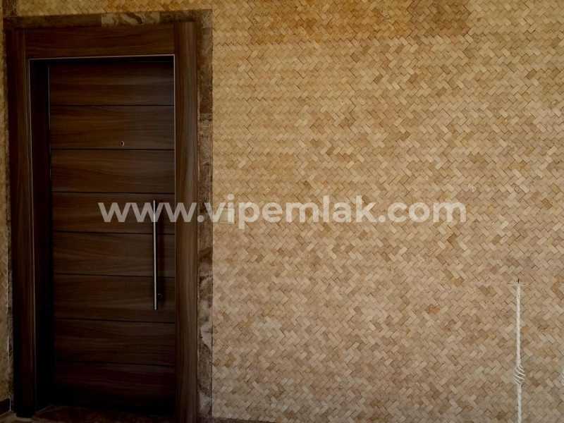 ERDEMLİ ALACAÖREN VİLLARINDA ULTRA LUX SATILIK TRİPLEX