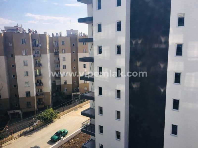 ERDEMLİ ALATAPLAZA’DA GENİŞ VE FERAH SATILIK DAİRE