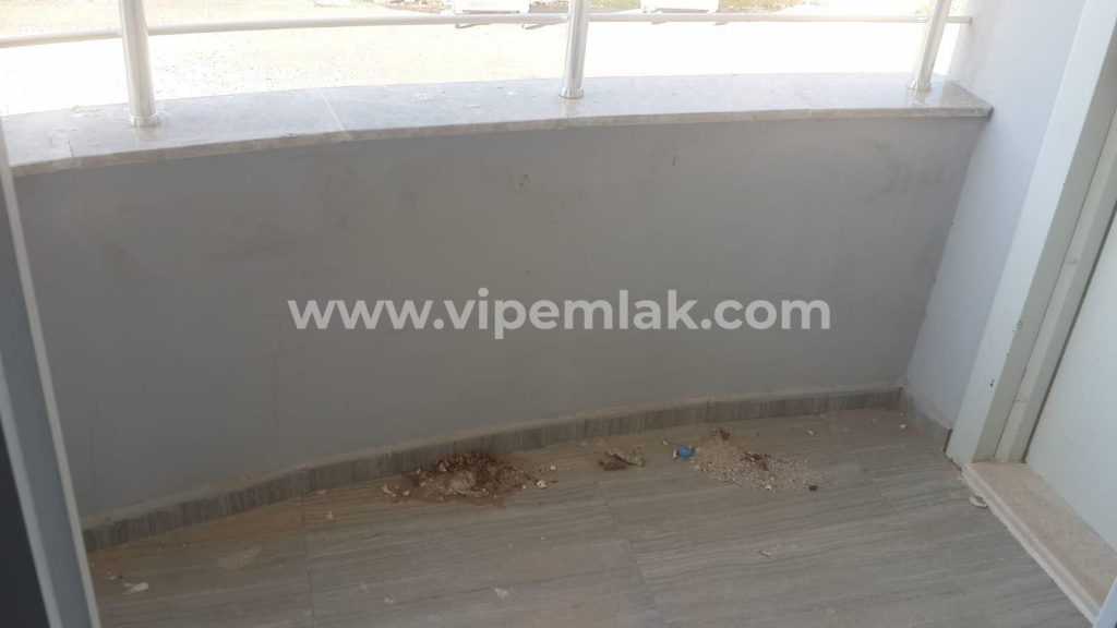 AYAŞ PALMİYE SİTESİNDE KAÇIRILMAYACAK  UYGUN FİYATLI SATILIK YAZLIK DAİRE