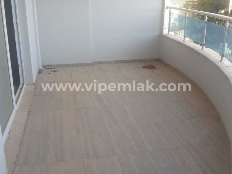 AYAŞ PALMİYE SİTESİNDE KAÇIRILMAYACAK UYGUN FİYATLI SATILIK YAZLIK DAİRE