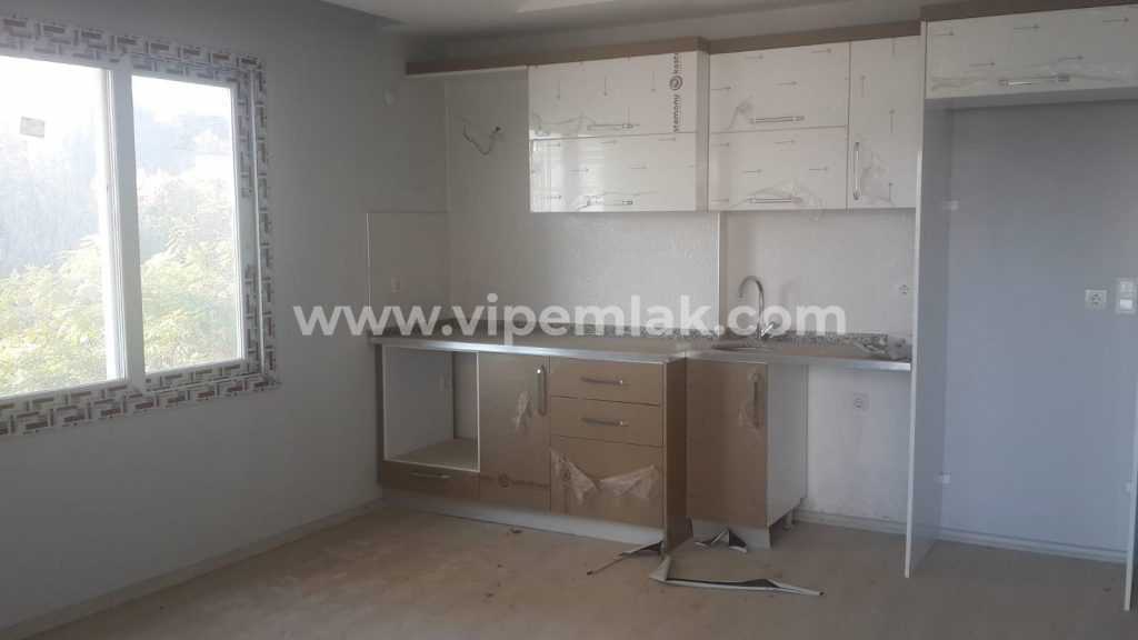 AYAŞ PALMİYE SİTESİNDE KAÇIRILMAYACAK  UYGUN FİYATLI SATILIK YAZLIK DAİRE