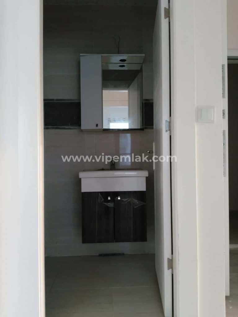 Tömük te sıfır bina da satılık 2+1 hem yazlık hem kışlık daire