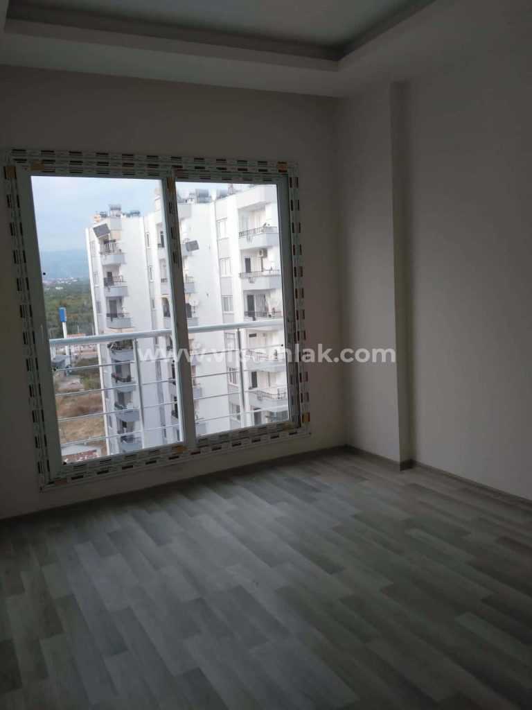 Tömük te sıfır bina da satılık 2+1 hem yazlık hem kışlık daire