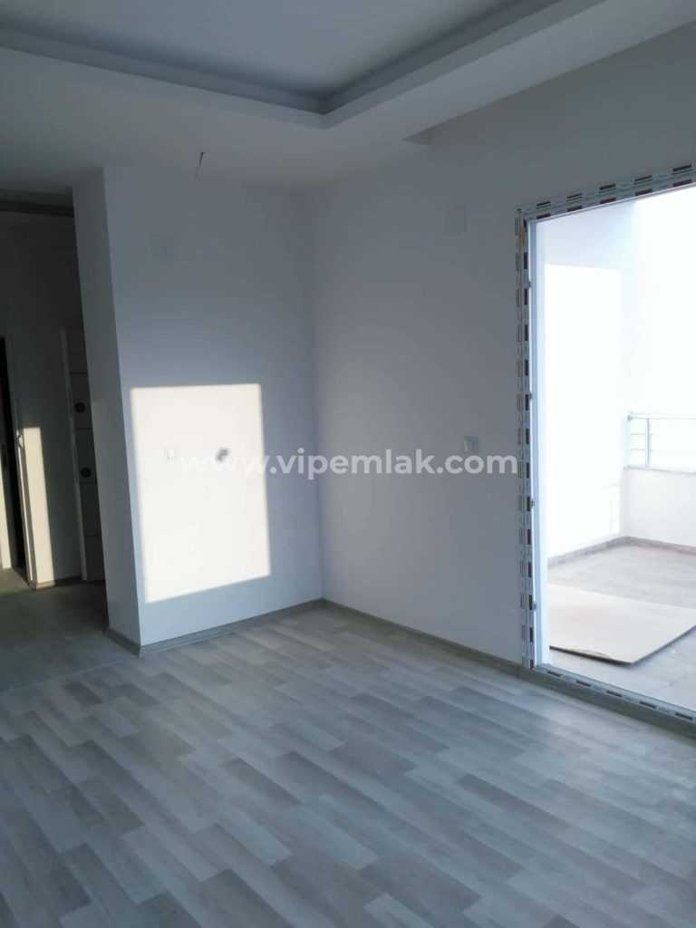 Tömük te sıfır bina da satılık 2+1 hem yazlık hem kışlık daire