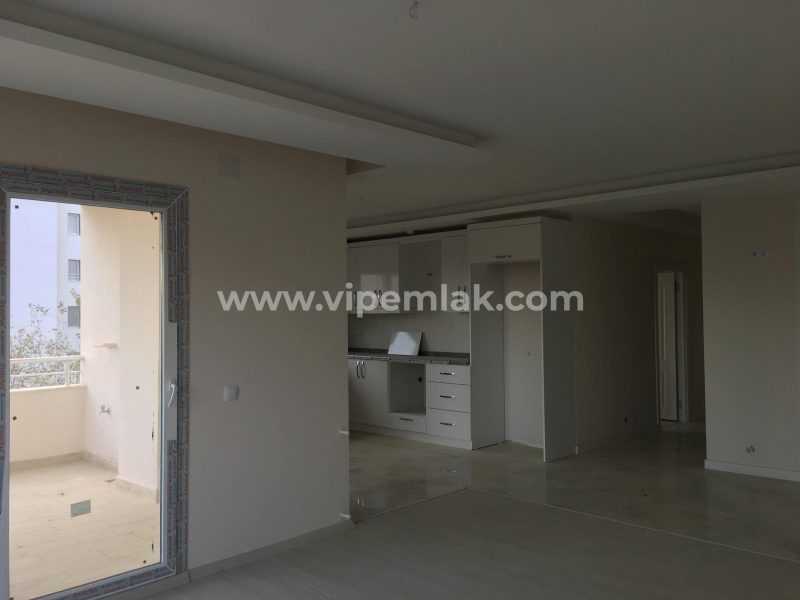 Arpaçbahşiş’te Yaz Kış Kullanıma Uygun 3+1 Satılık Ev