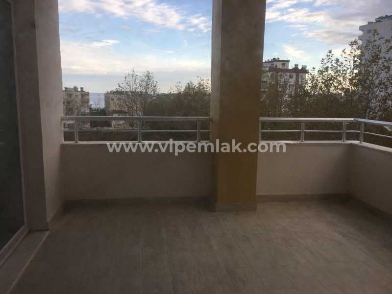 Arpaçbahşiş’te Yaz Kış Kullanıma Uygun 3+1 Satılık Ev