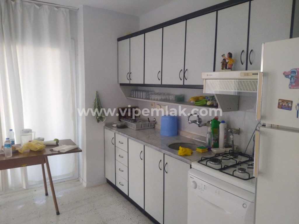 ARPAÇBAHŞİŞTE YUNUS TATİL SİTESİNDE EŞYALI SATILIK KELEPİR 3+1 DAİRE