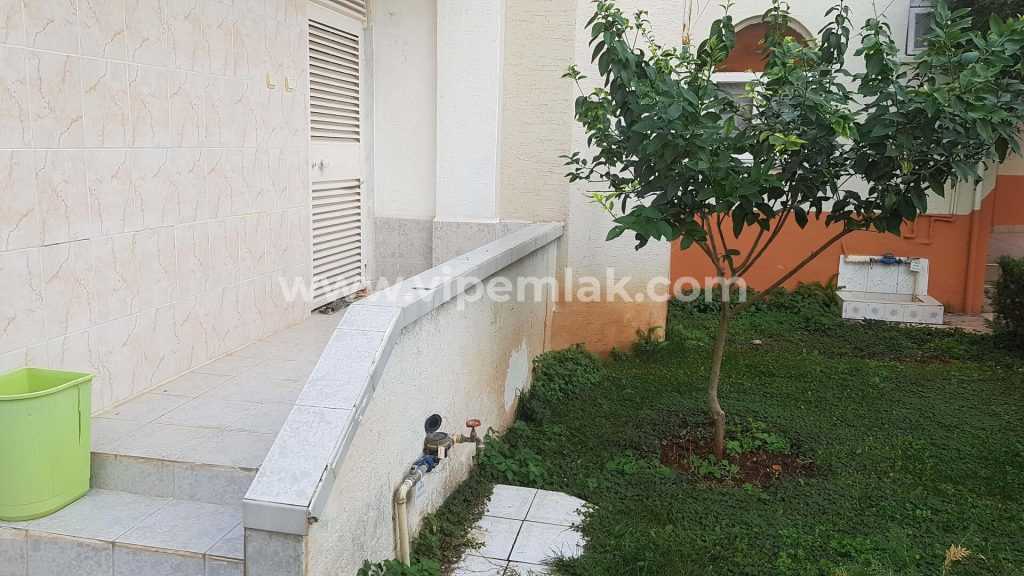 Mersin erdemli Arpaçbahşiş Satılık villa 3+1 denize 50metre