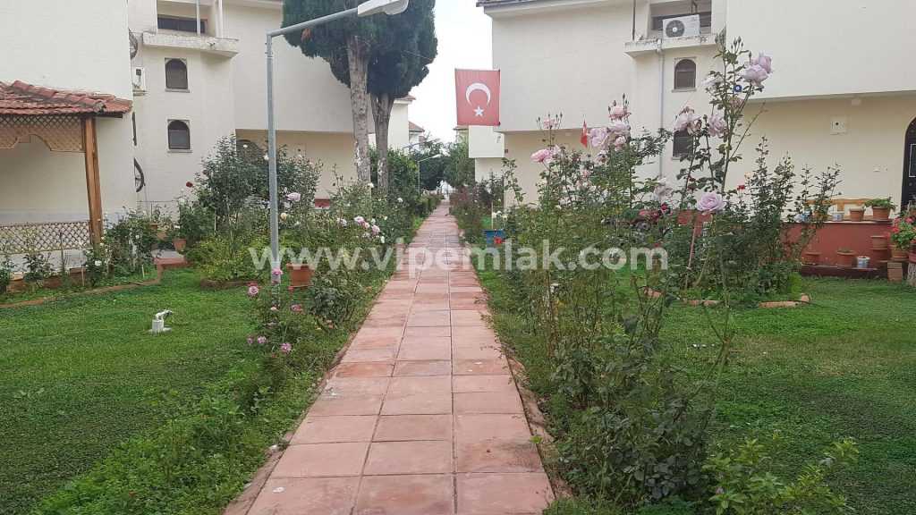 Mersin erdemli Arpaçbahşiş Satılık villa 3+1 denize 50metre