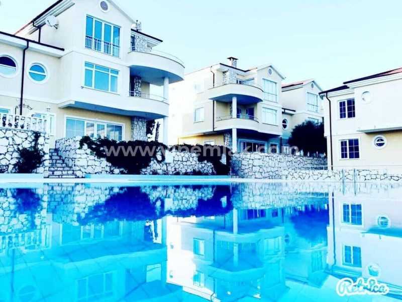 KIZKALESİNDE ULTRALUKS DENİZ MANZARALI HAVUZLU EŞYALI SATILIK  VİLLA