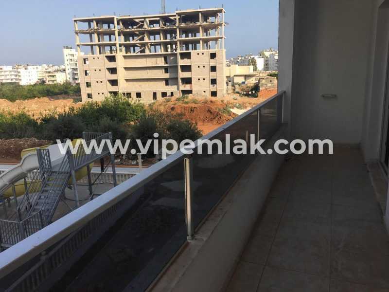 MERSİN’İN GÖZDESİ KIZKALESİNDE 1+1 SATILIK DAİRE