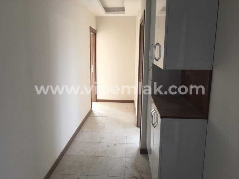 MERSİNİN GÖZDESİ KIZKALESİNDE HAVUZLU SİTEDE 2+1 SATILIK DAİRE