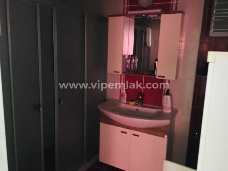 MEZİTLİ’NİN EN GÖZDE SİTELERİNDEN CEMİL BİNGÖL’DE SATILIK DAİRE