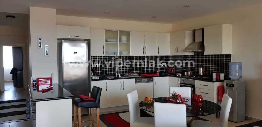 QUEENABA SİTESİNDE DENİZ MANZARALI EŞYALI SATILIK 3+1 YAZLIK DAİRE