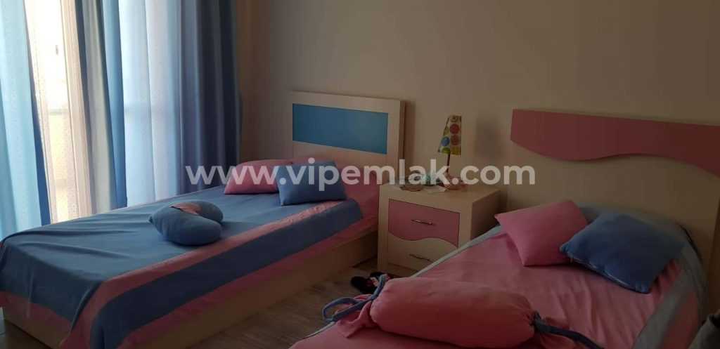QUEENABA SİTESİNDE DENİZ MANZARALI EŞYALI SATILIK 3+1 YAZLIK DAİRE