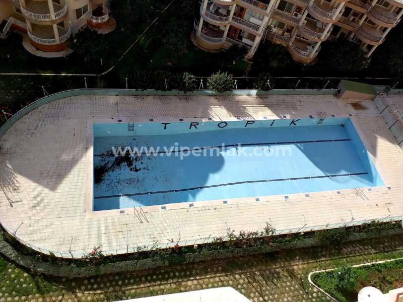TÖMÜK TROPİK SİTESİ YÜKSEK KAT DENİZ MANZARALI SATILIK 2+1 DAİRE