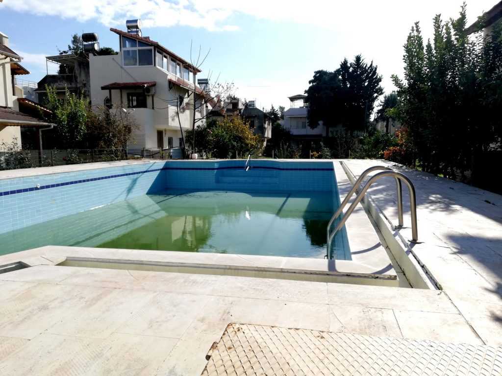 KARGIPINARI SİTE İÇERİSİNDE 3+1 SATILIK VİLLA