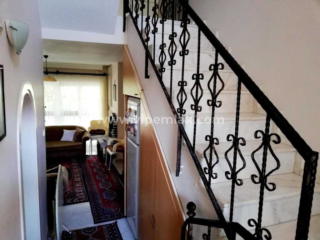KARGIPINARI SİTE İÇERİSİNDE 3+1 SATILIK VİLLA