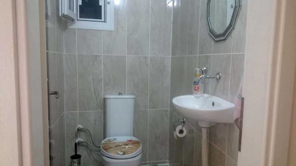 AYAŞ ÖZDE TATİL SİTESİNDE MUHTEŞEM DENİZ MANZARALI SATILIK YAZLIK DAİRE