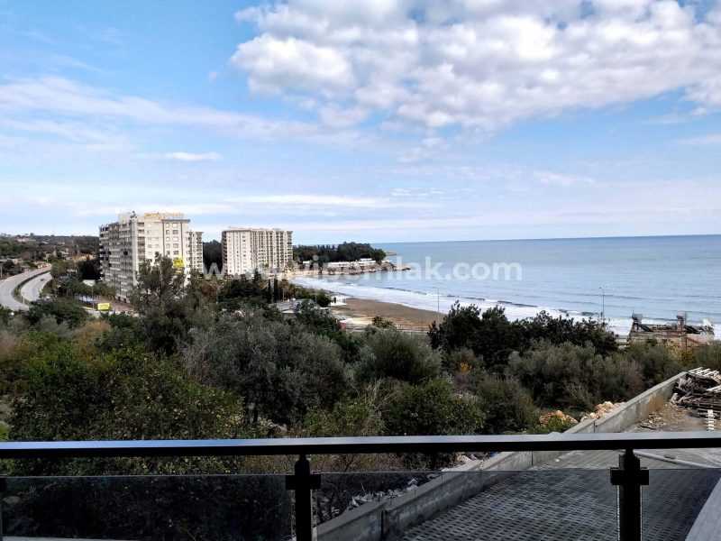 AYAŞ DENİZ MANZARALI BÖLGENİN EN İYİ PROJESİNDE SATILIK 2+1 DAİRE