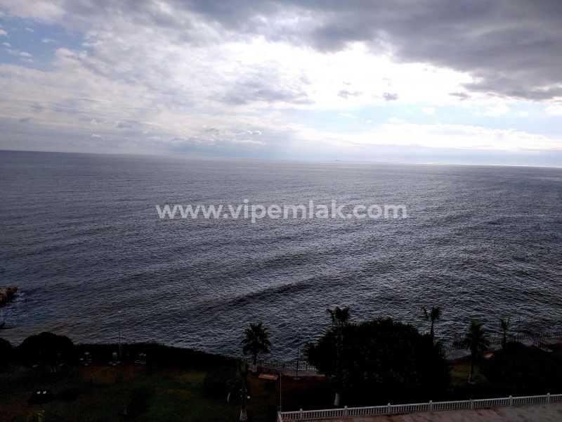 AYAŞ ÖZDE SİTESİ DENİZE SIFIR ACİL SATILIK 2+1 EŞYALI DAİRE