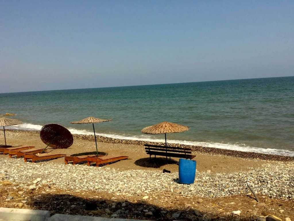 ÇEŞMELİ DUBLEKS VİLLA SERİNKENT SİTESİ_15 ÇEŞMELİDE DENİZE SIFIR KONUMDA KELEPİR FİYATTA SATILIK VİLLA