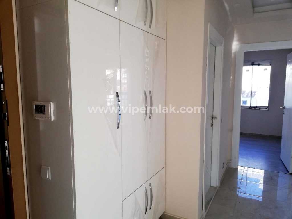 ERDEMLİ MERKEZDE AKDENİZ MAHALLLESİNDE SATILIK UYGUN 2+1