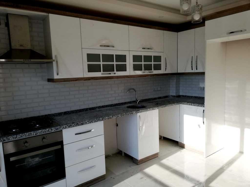 ERDEMLİ MERKEZDE AKDENİZ MAHALLLESİNDE SATILIK UYGUN 2+1