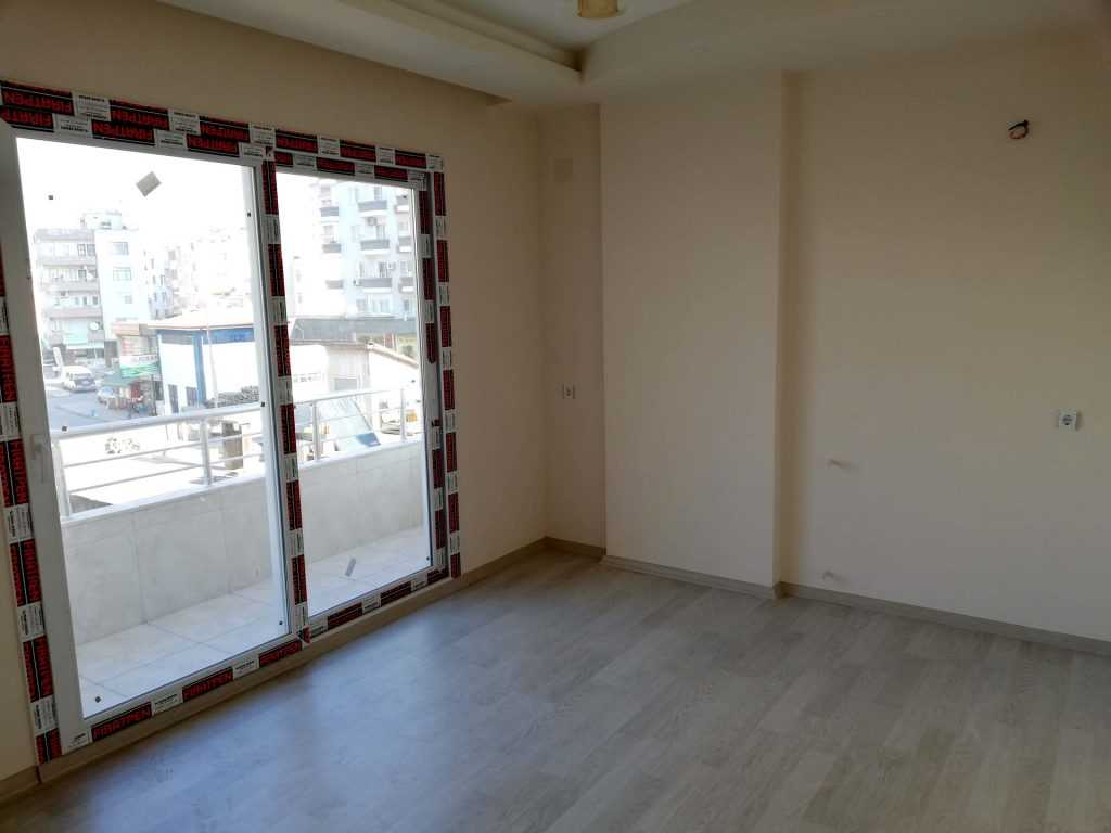 ERDEMLİ MERKEZDE AKDENİZ MAHALLLESİNDE SATILIK UYGUN 2+1