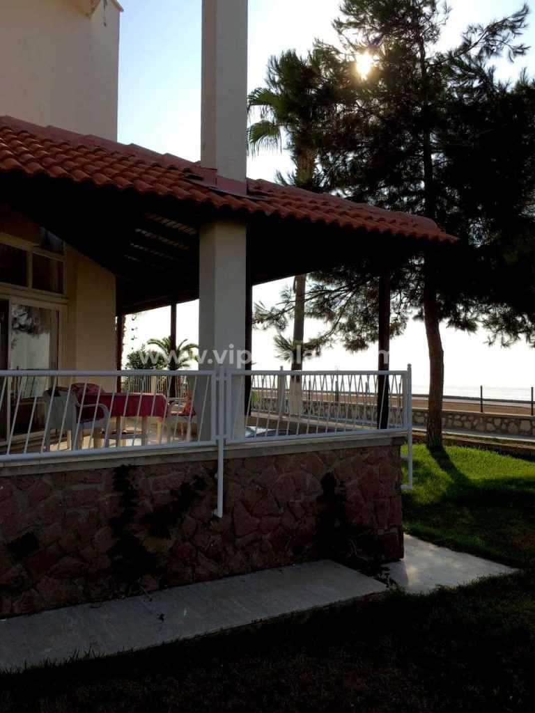 MERSİN ALTINPORTAKAL SİTESİNDE DENİZE SIFIR 4+1 EŞYALI SATILIK VİLLA