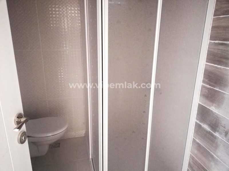 ERDEMLİ MERKEZDE SIFIR ÇOK UYGUN SATILIK 2+1 DAİRE