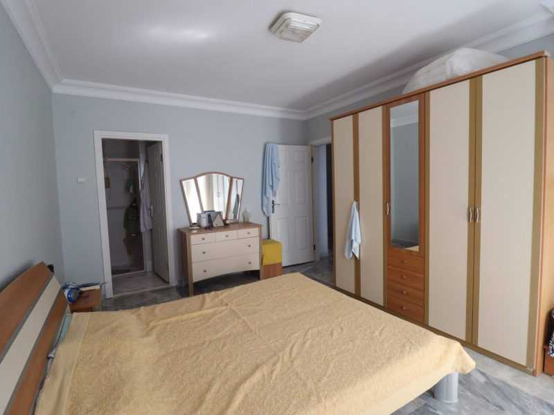 Mersin Çeşmeli Altunören 2 Sitesinde Denize Sıfır Satılık Daire