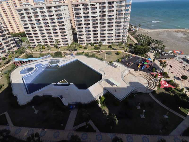 Mersin Çeşmeli Altunören 2 Sitesinde Denize Sıfır Satılık Daire