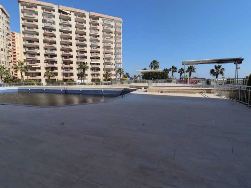 Mersin Çeşmeli Altunören 2 Sitesinde Denize Sıfır Satılık Daire