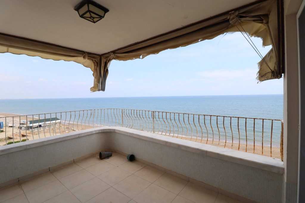 Limonlu Ayper Sitesi Denize Sıfır Eşyalı Satılık 3+1 Masrafsız Daire