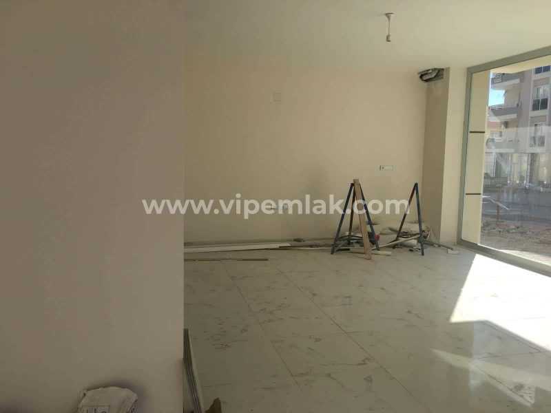 ERDEMLİ NİN YENİ GÖZDESİ TAPU CADDESİNDE KİRALIK DÜKKAN