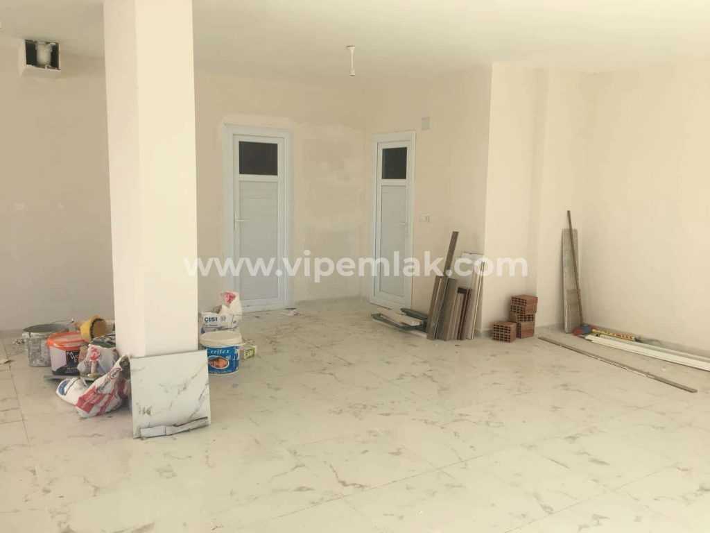 ERDEMLİ NİN YENİ GÖZDESİ TAPU CADDESİNDE KİRALIK DÜKKAN