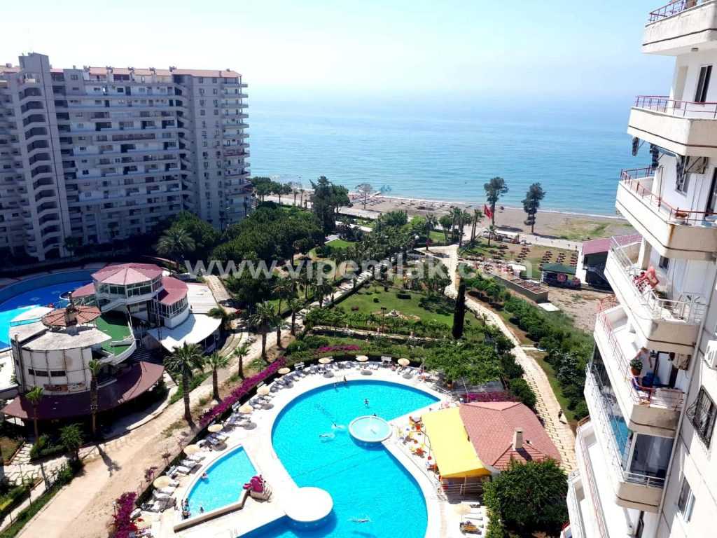 GONDOL 2 SİTESİNDE DENİZ MANZARALI EŞYALI SATILIK UYGUN 1+1 YAZLIK DAİRE