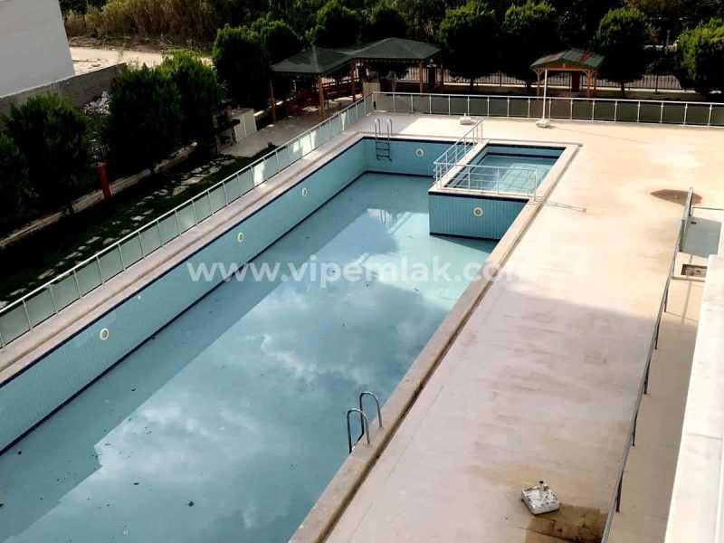 HFT 3 SİTESİNDE KARGIPINARINDA SATILIK 2+1 YAZLIK DAİRE