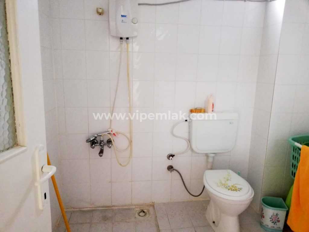 KUMKUYUDA EFSANE DENİZ MANZARALI EŞYALI SATILIK 2+1  YAZLIK DAİRE
