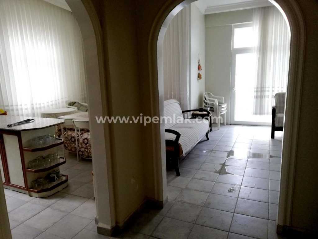 KUMKUYUDA EFSANE DENİZ MANZARALI EŞYALI SATILIK 2+1  YAZLIK DAİRE
