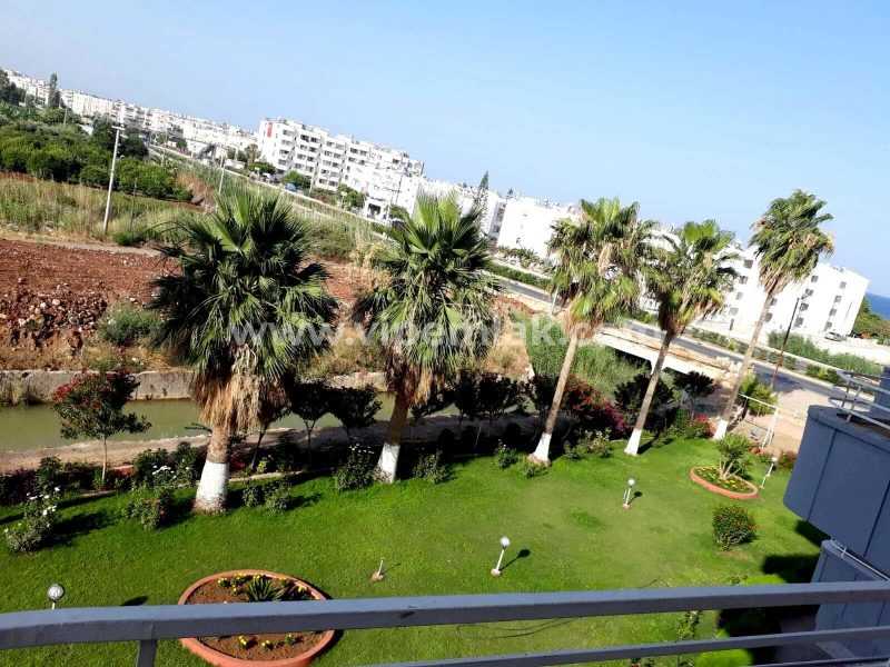 LİMONLUDA EŞYALI SATILIK SİTE İÇERİSİNDE 2+1 DAİRE