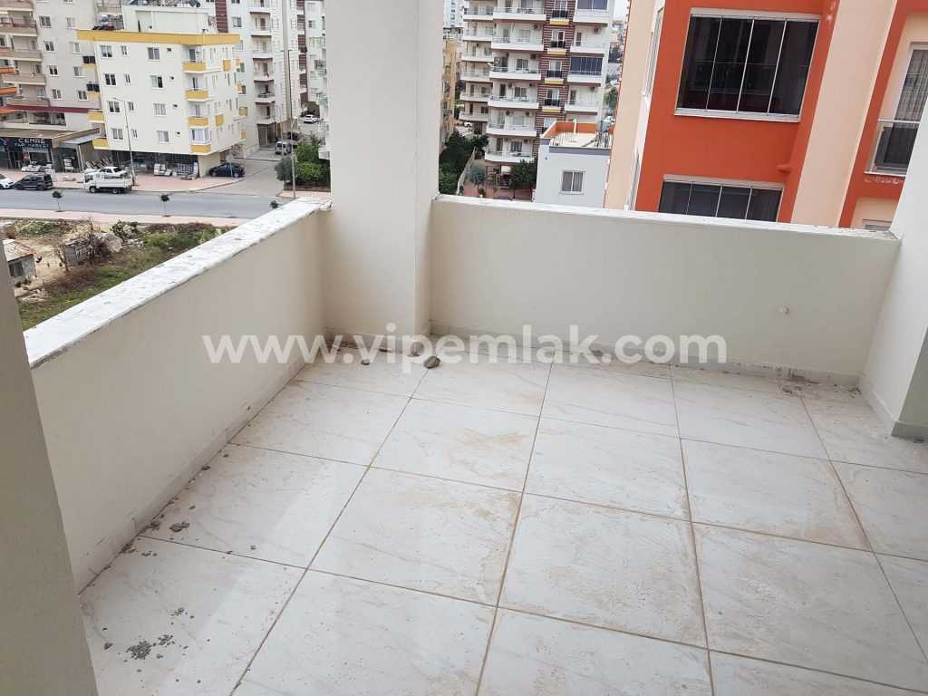 Erdemli Alata Mahallesinde Satılık Daire 2+1