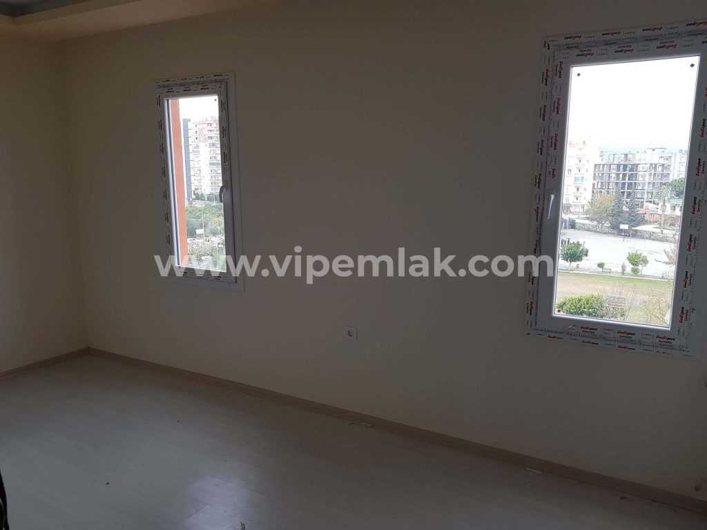 Erdemli Alata Mahallesinde Satılık Daire 2+1