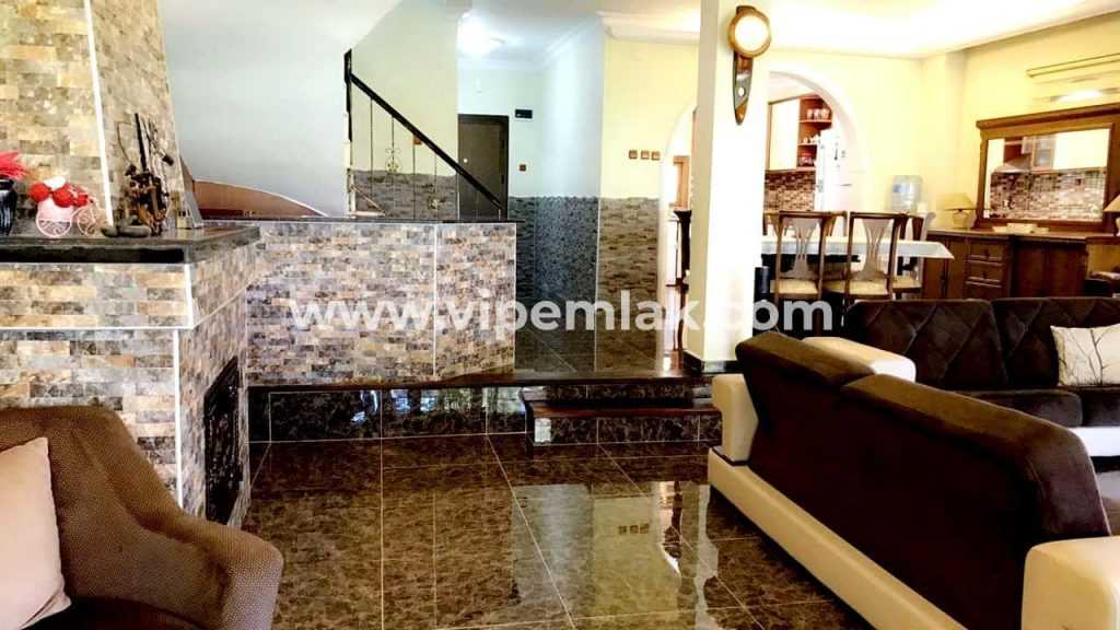 SÖRF SİTESİ EŞYALI FULL YAPILI 5+1 SATILIK TRİPLEX